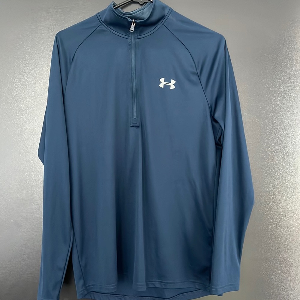 Under Armour Heat Gear Navy Blue 1/4 zip pullover Size Medium